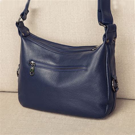 sac bandouliere femme prada|Sacs Bandoulière de luxe pour Femme en Cuir .